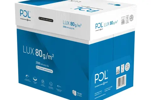 Ryza papieru POL LUX 80g/m² zawiera 2500 arkuszy A4. Idealna do drukarek i archiwizacji.